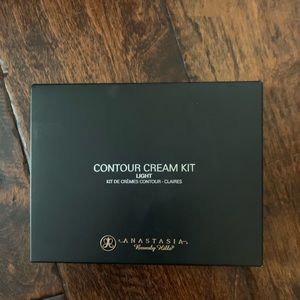 BRAND NEW! ANASTASIA Contour Cream Kit - Light